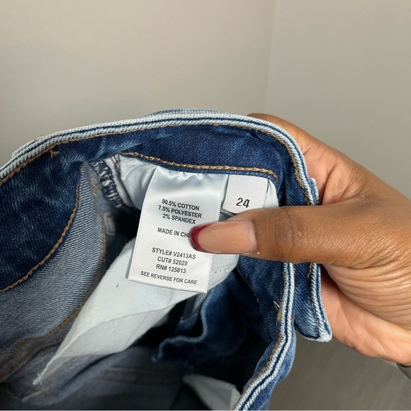 Altar'd State Women Jeans 24" Flare Bell Botton Raw Hem Mid Wash Denim High Rise - Picture 8 of 9